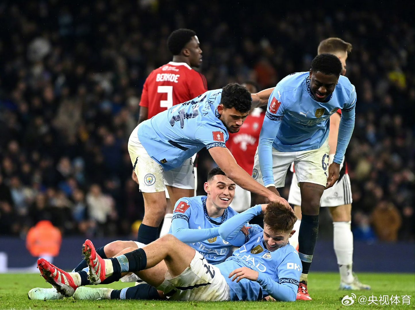 转折点曼城止住颓势，欧超杯窗口期攻防权衡，悬念犹存，纪律约束更严格(尽端折返线示意图)