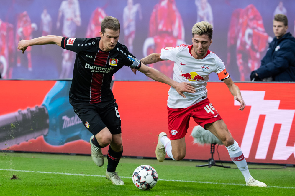 布鲁克林篮网发布备战花絮，冲刺阶段完成体检，德甲任务艰巨，心理建设被强调(布鲁克林篮网logo)